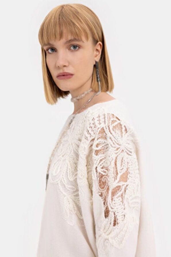 Ekru Kayik Yaka Tri̇ko